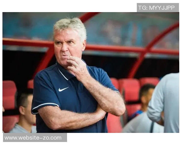 麦肯尼谈进球难度强调团队合作支持奥蓬达与戴维的重要性