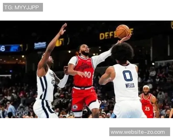 快船逆转之路：从领先25分到落后19分再逆转灰熊的惊心动魄之战